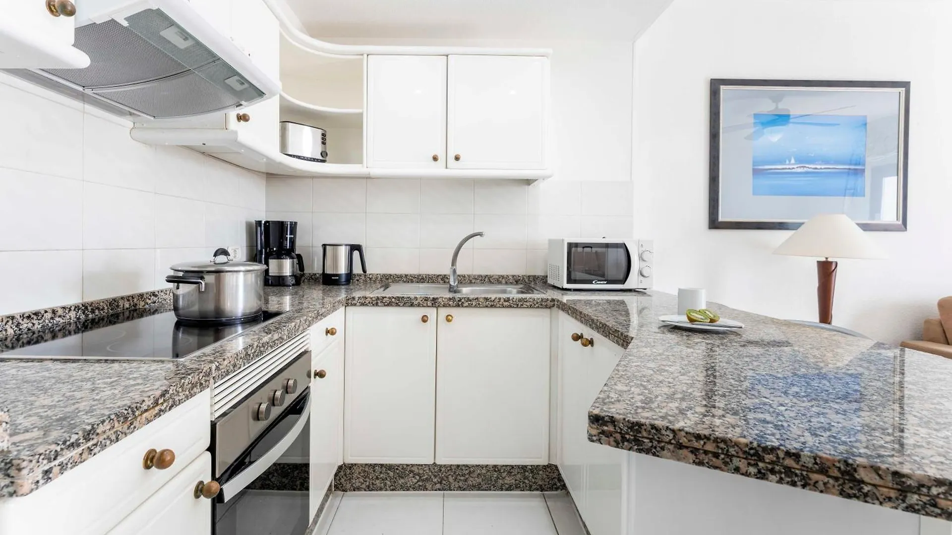*** Apartahotel Beverly Hills Heights - Excel Hotels & Resorts Los Cristianos  España